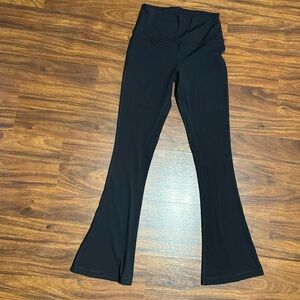 Never worn Lululemon Align mini-flare